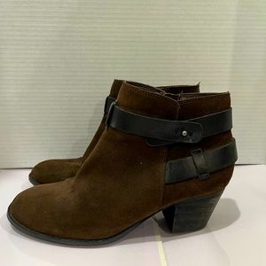 Brown/black suede booties